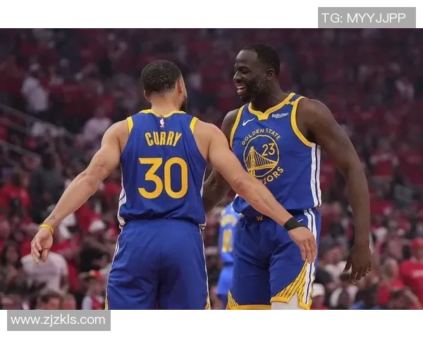 勇士队与步行者队激战正酣谁能在这场对决中笑到最后 勇士队与步行者队激战正酣谁能在这场对决中笑到最后